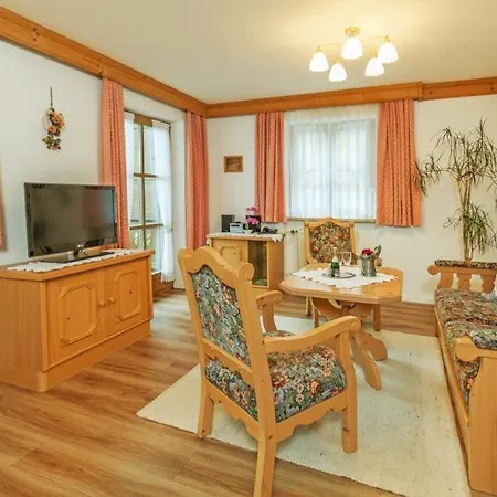 Haus Schmiederer * Reit im Winkl